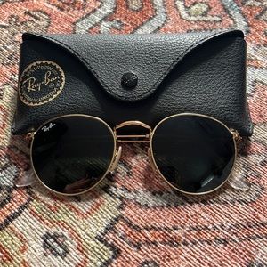 Women’s Ray Bans